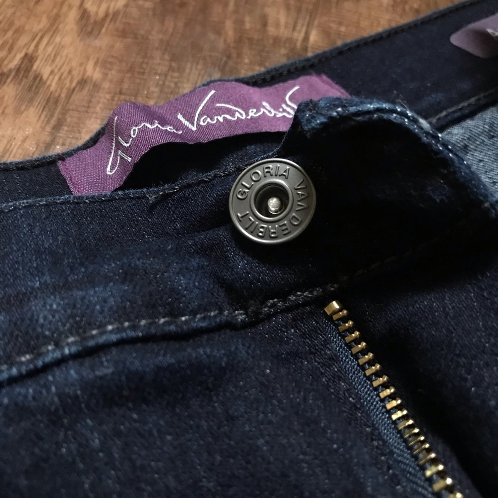 Gloria Vanderbilt Amanda Dark Denim Straight Leg